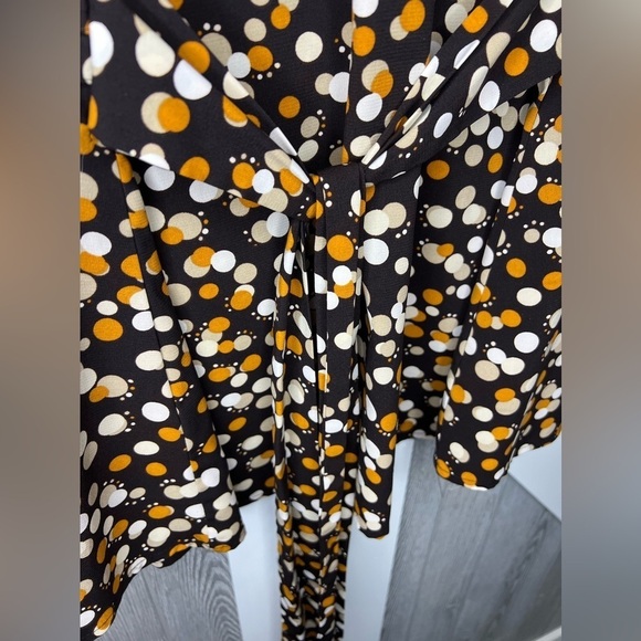 394. Croft and barrow womenās stretch blouse with tie STUNNING autumn colors - Picture 4 of 12